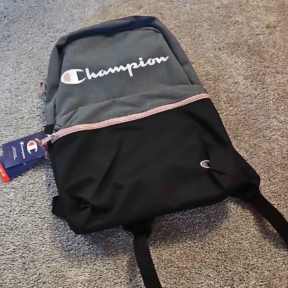 MM🖤🔹️ Champion Two-Tone Gray and Black Backpack - Picture 1 of 4